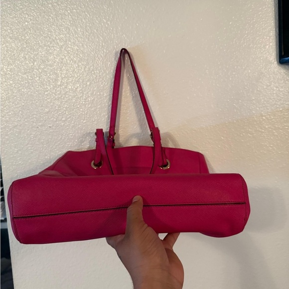 Michael Kors Fuchsia Tote Bag - Picture 3 of 4